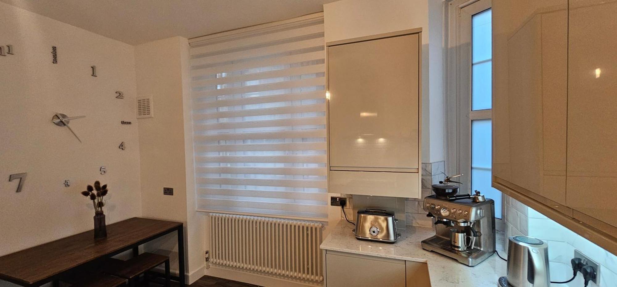 Tower Bridge Spacious King Bedroom With Extra Large Windows London Eksteriør billede